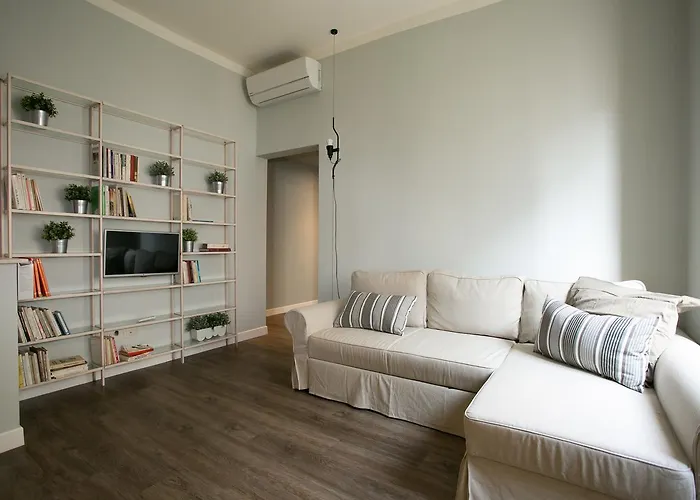 Cola Di Rienzo A E B Appartement